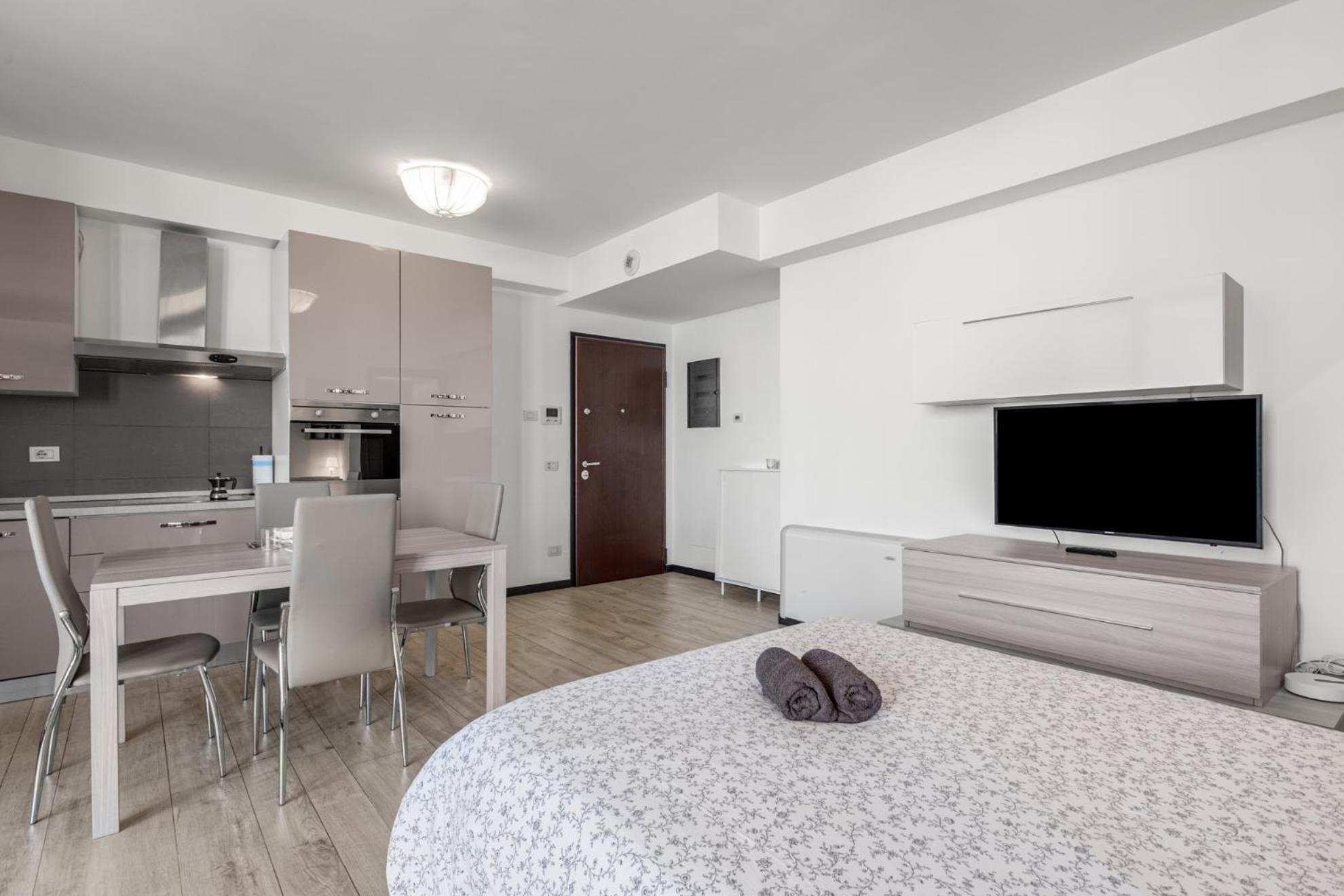 Monolocale Con Balcone Self Check In Milano Sempione Apartment Exterior photo